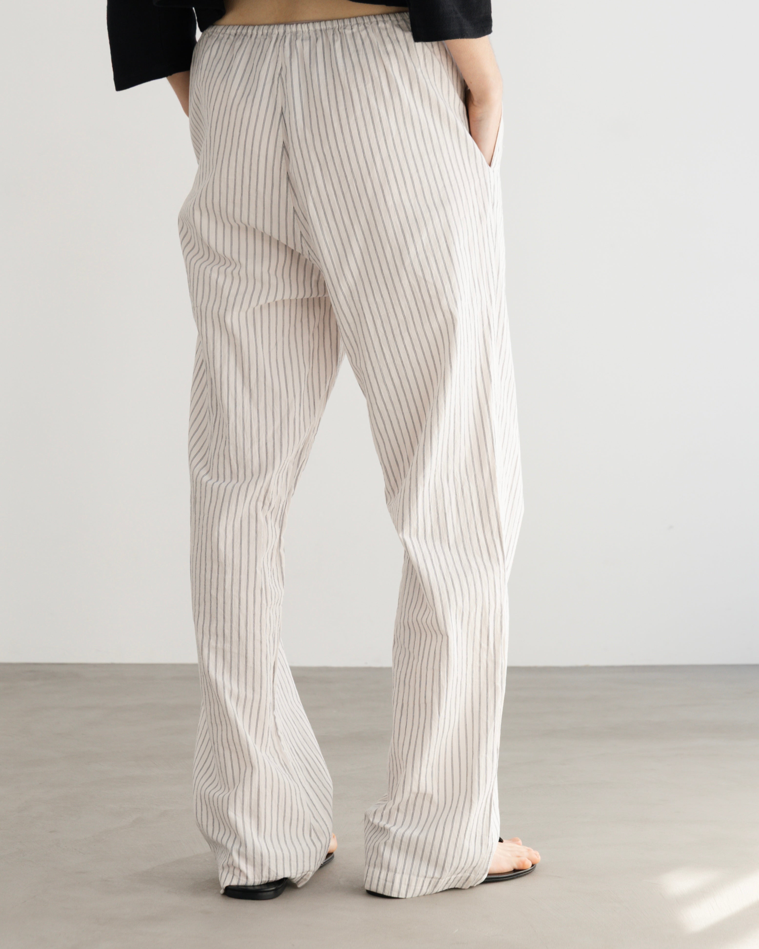 COTTON STRIPE RELAX PANTS(コットンストライプリラックスパンツ)|BIYOMA(ビヨーマ)OFFICIAL ONLINE STORE