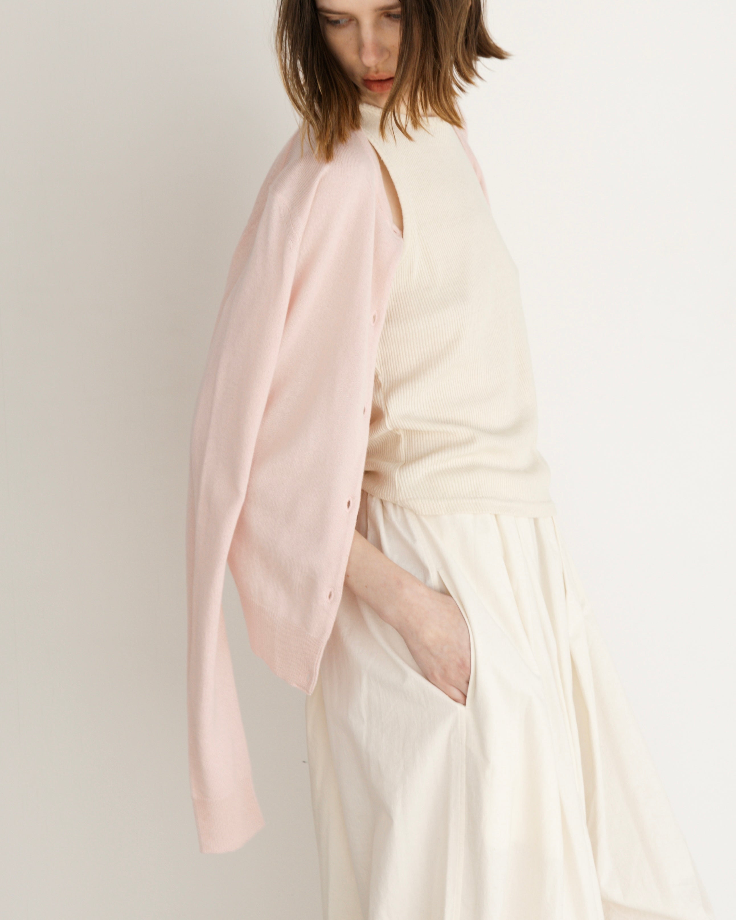 CASHMERE SILK KNIT CARDIGAN(カシミヤシルクニットカーディガン)|BIYOMA(ビヨーマ)OFFICIAL ONLINE STORE
