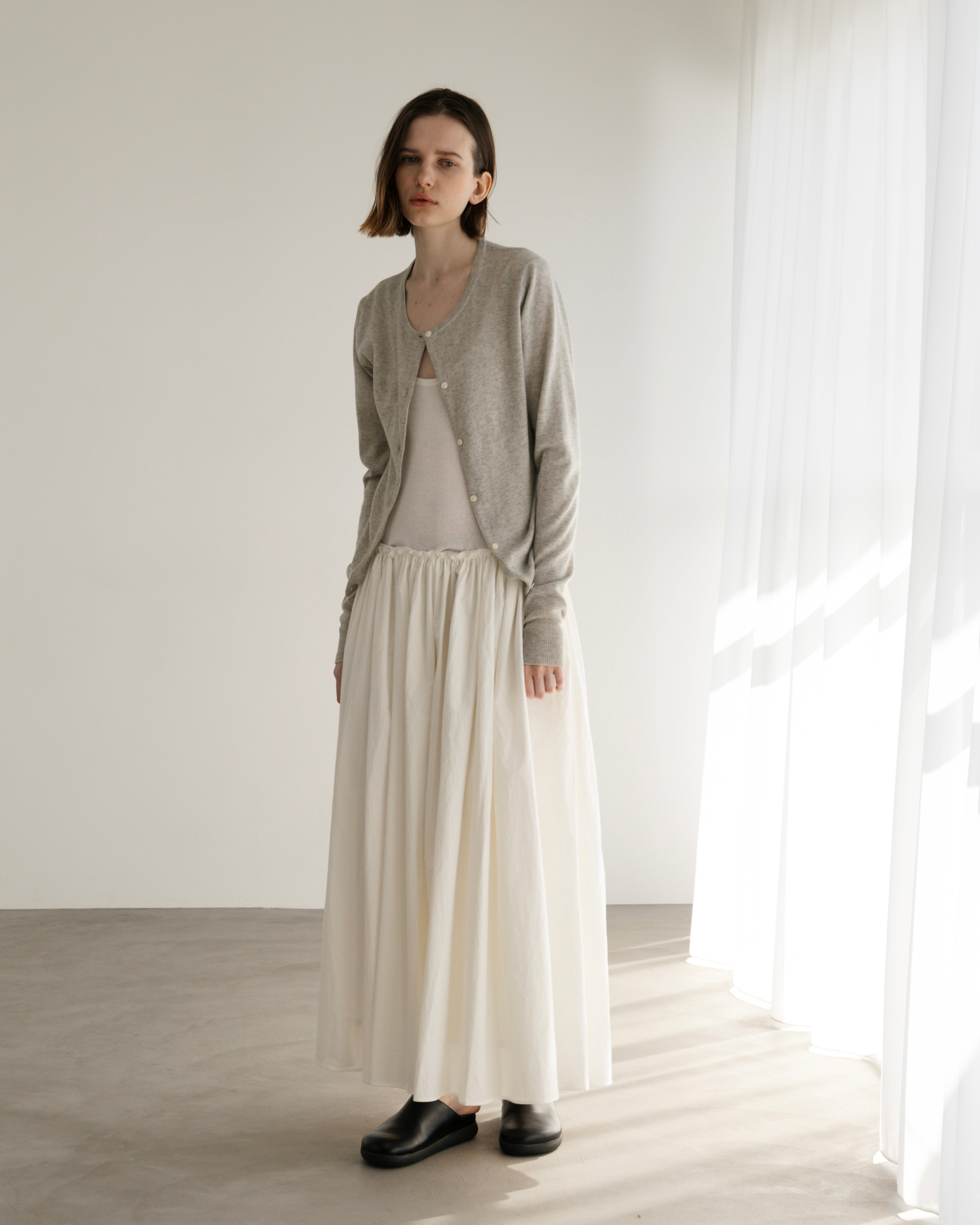 CASHMERE SILK KNIT CARDIGAN(カシミヤシルクニットカーディガン)|BIYOMA(ビヨーマ)OFFICIAL ONLINE STORE
