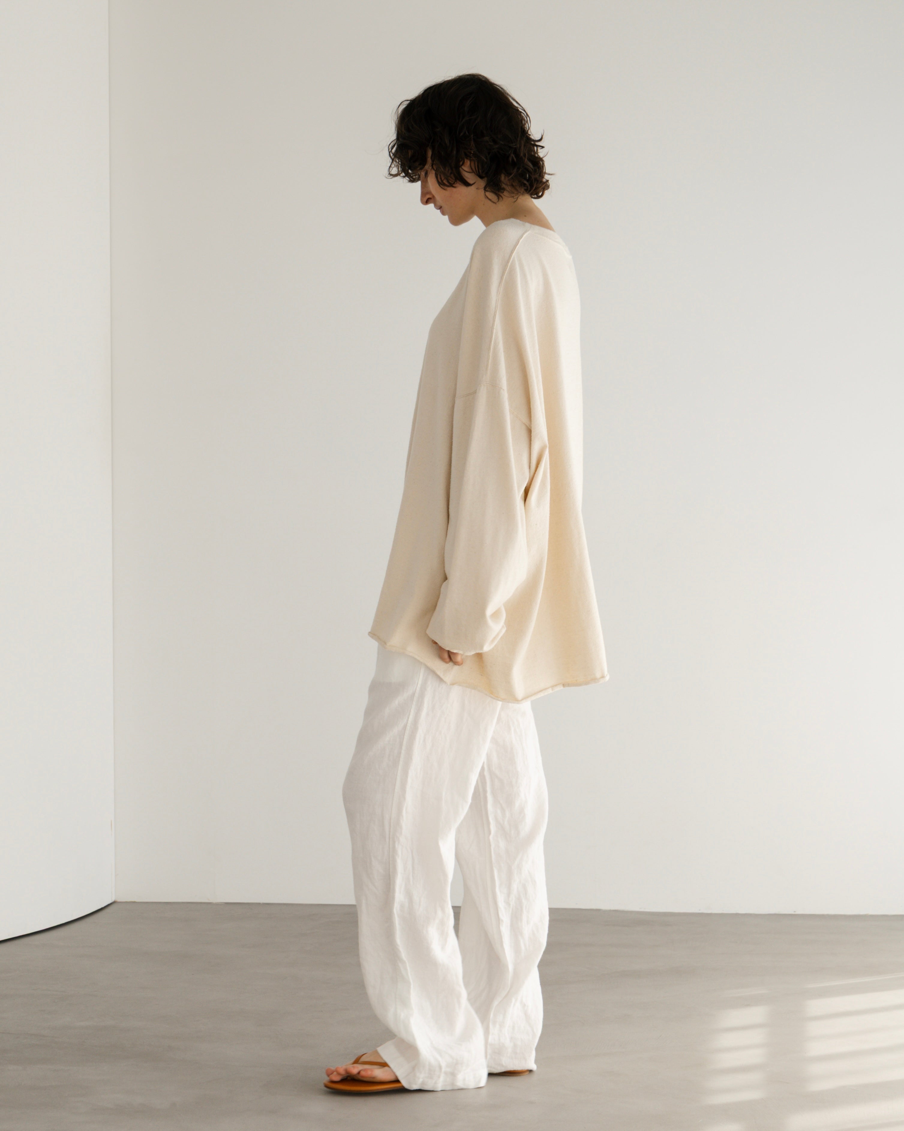 COTTON SILK LOOSE SILHOUETTE PULLOVER(コットンシルクルーズシルエットプルオーバー)|BIYOMA(ビヨーマ)OFFICIAL ONLINE STORE