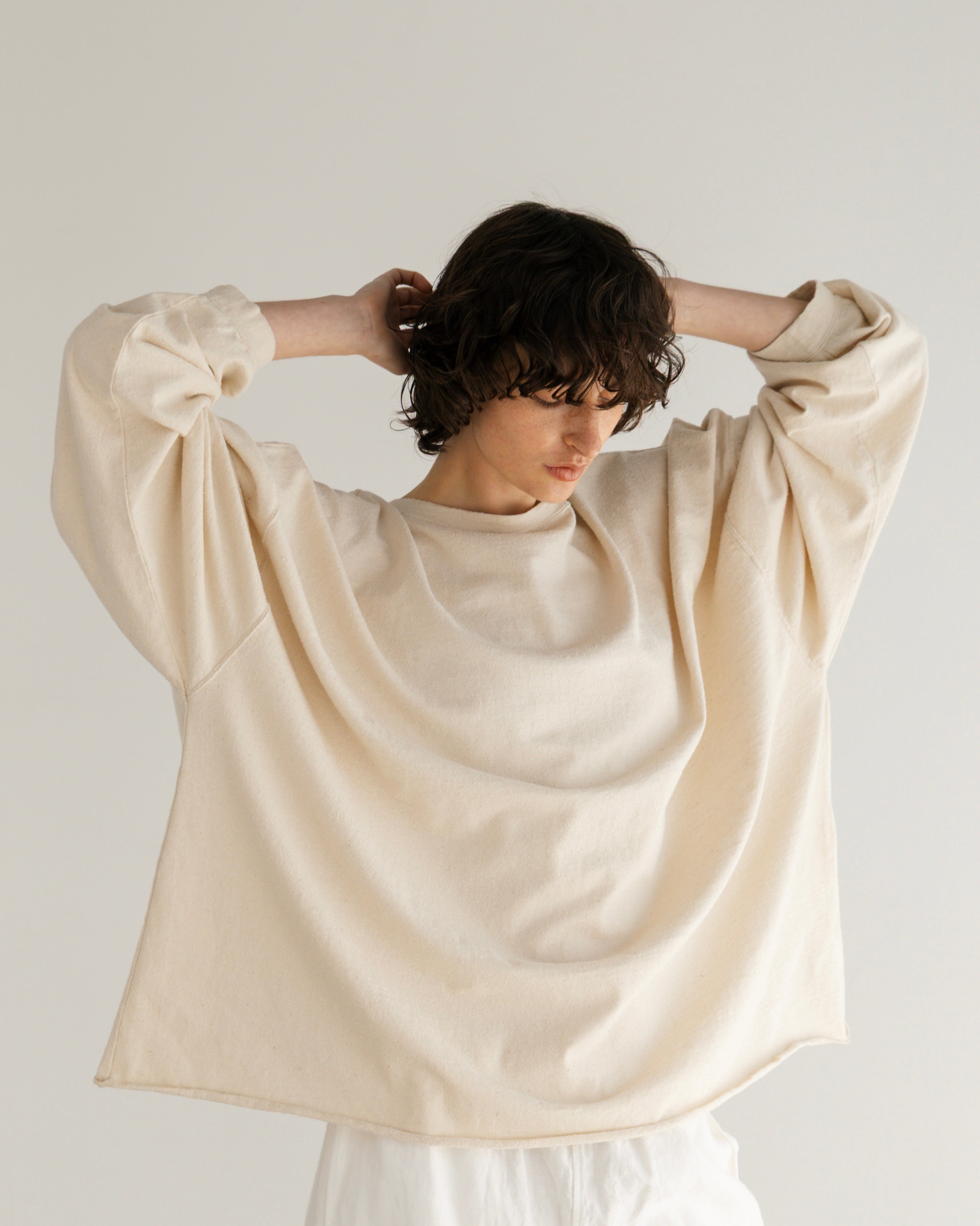 COTTON SILK LOOSE SILHOUETTE PULLOVER(コットンシルクルーズシルエットプルオーバー)|BIYOMA(ビヨーマ)OFFICIAL ONLINE STORE