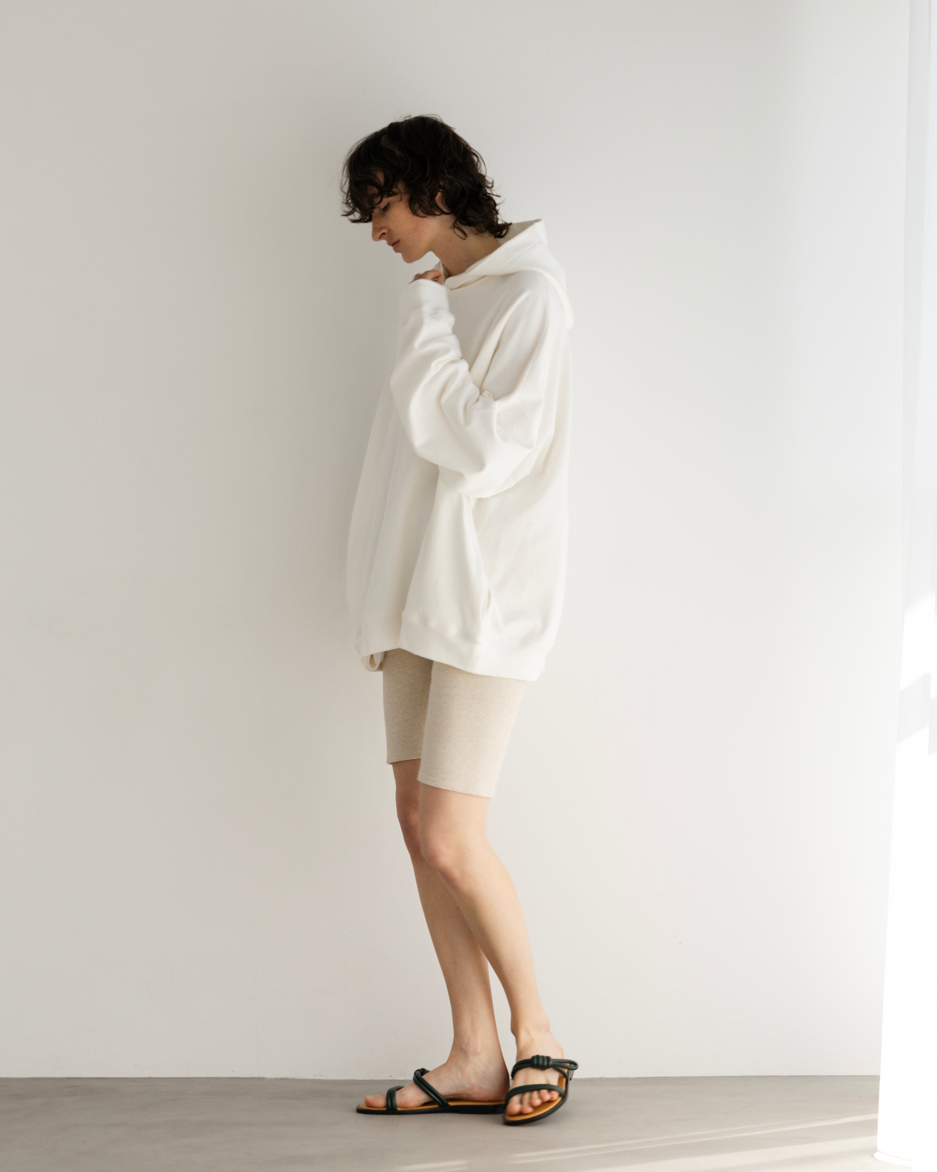HIGH TWISTED COTTON HOODIE（ハイツイストコットンフーディー）｜BIYOMA（ビヨーマ）OFFICIAL ONLINE STORE