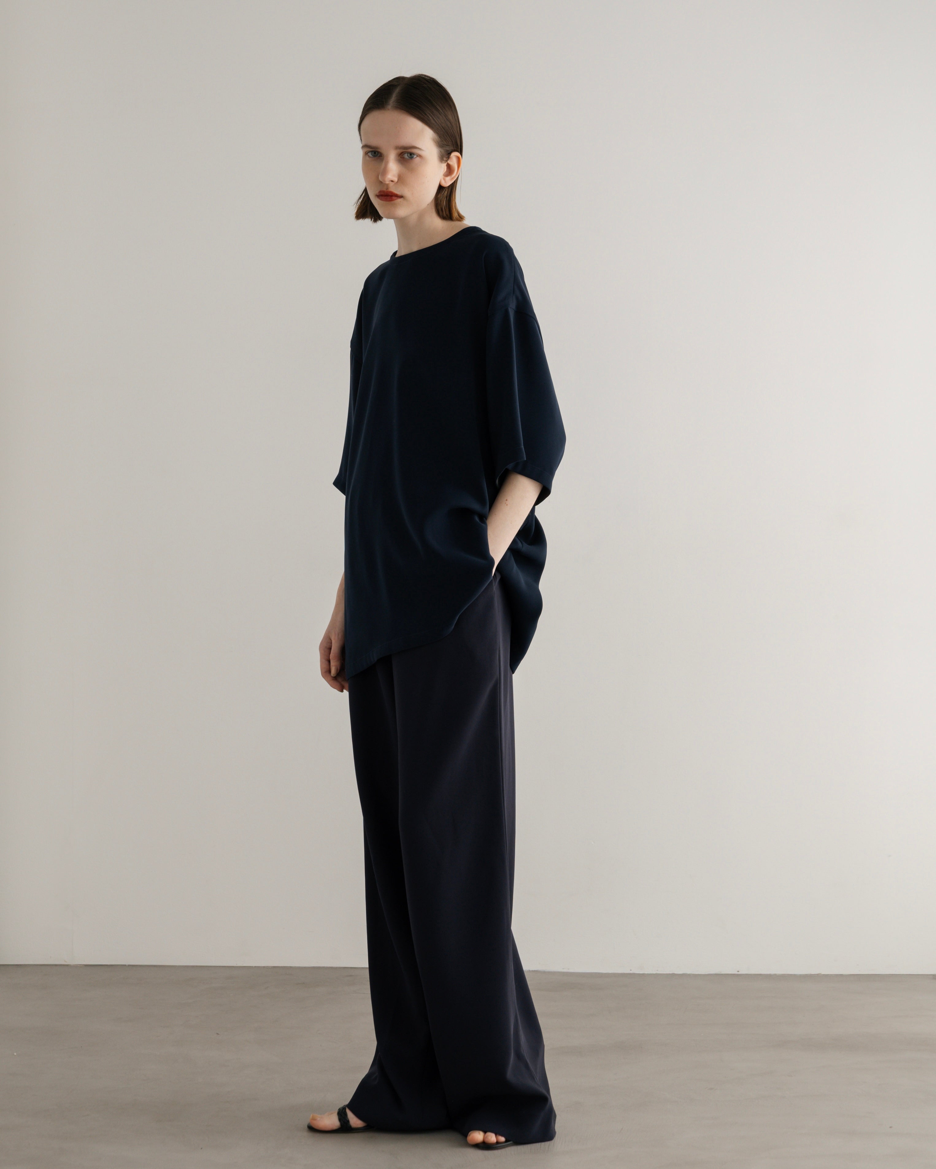 TRI-ACETATE POLYESTER  WIDE PANTS（トリアセテートポリエステルワイドパンツ）｜BIYOMA（ビヨーマ）OFFICIAL ONLINE STORE